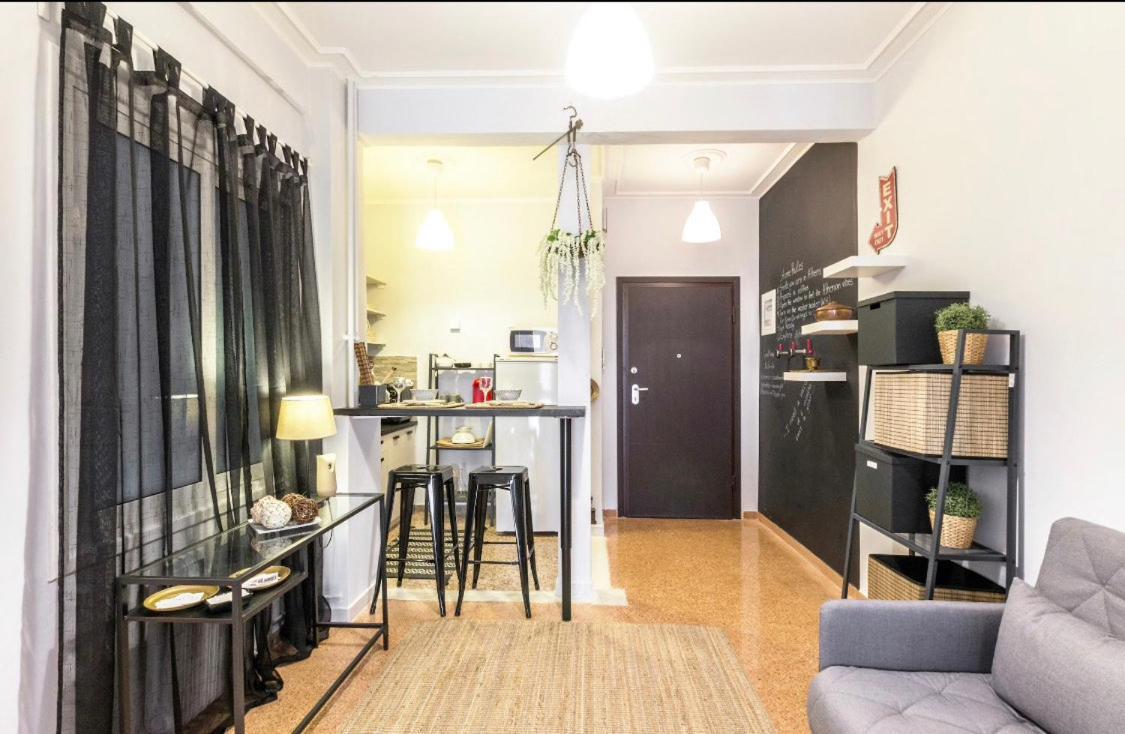 Luxuriously Central Studio In The Heart Of Athen Eksteriør bilde